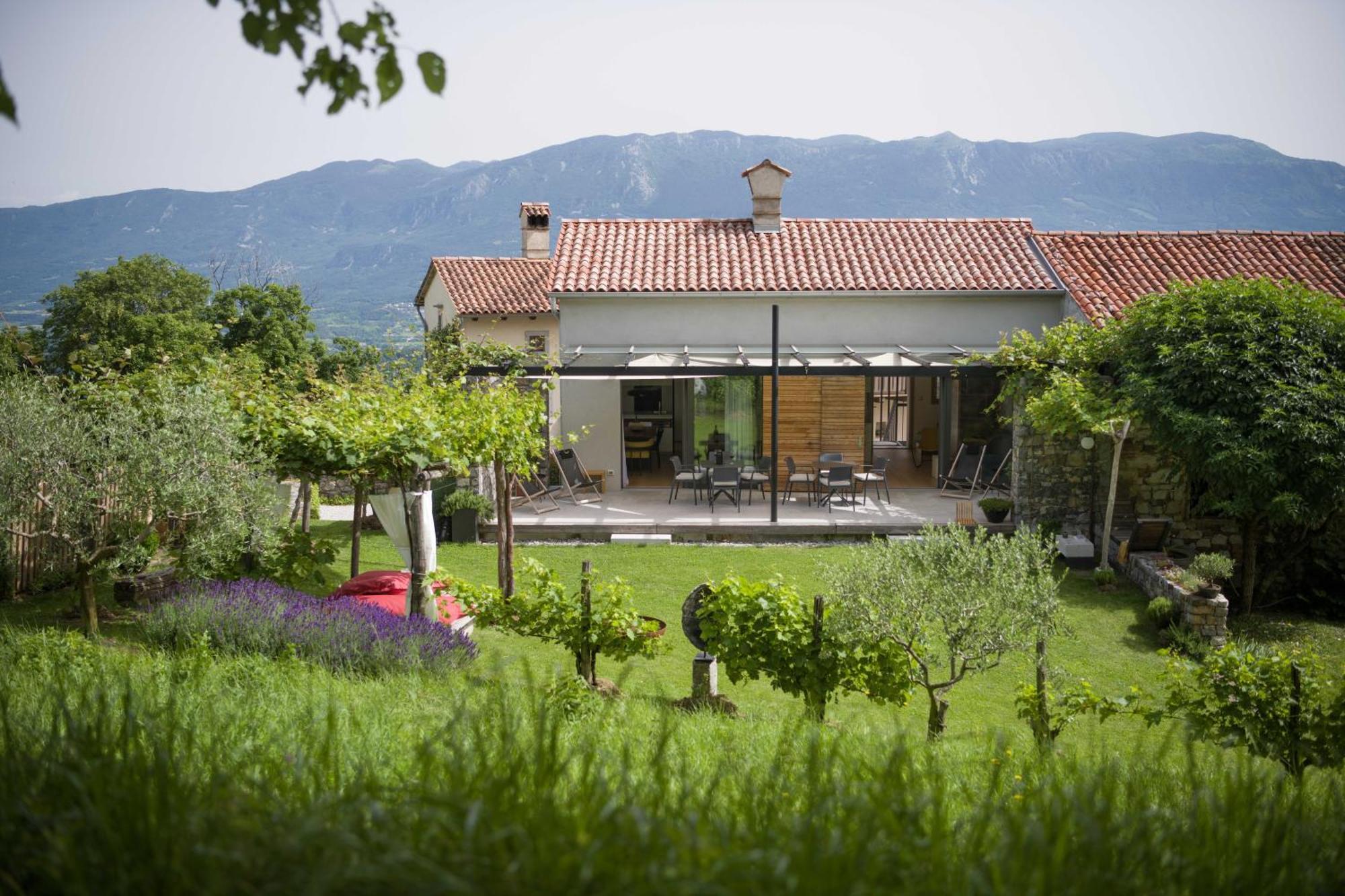 Appartement Holiday Home Artes With Free Hot Tub & Sauna