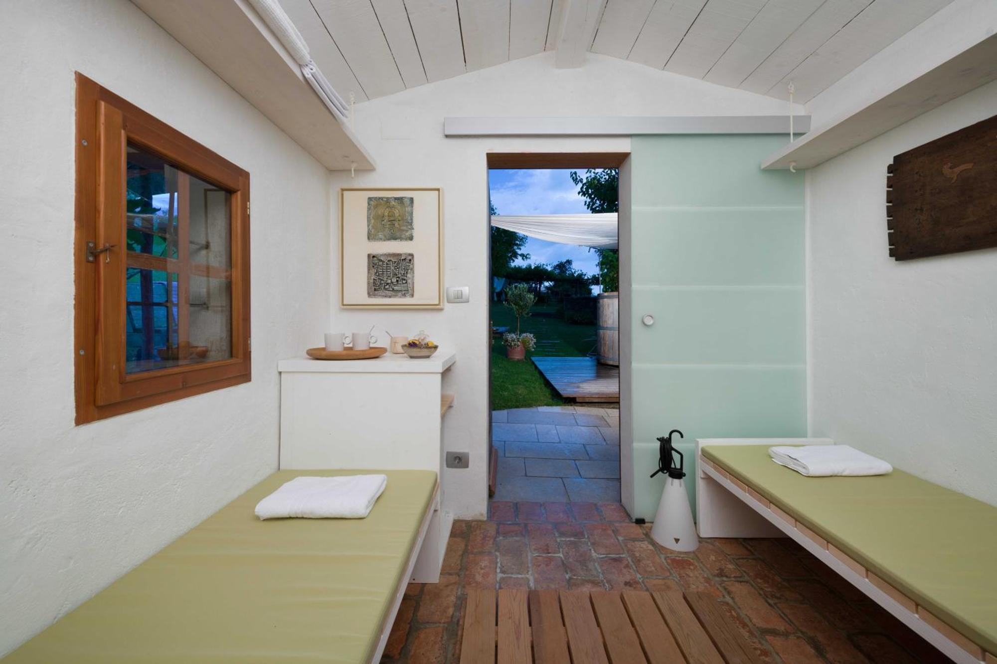 House Artes Apartment Branik